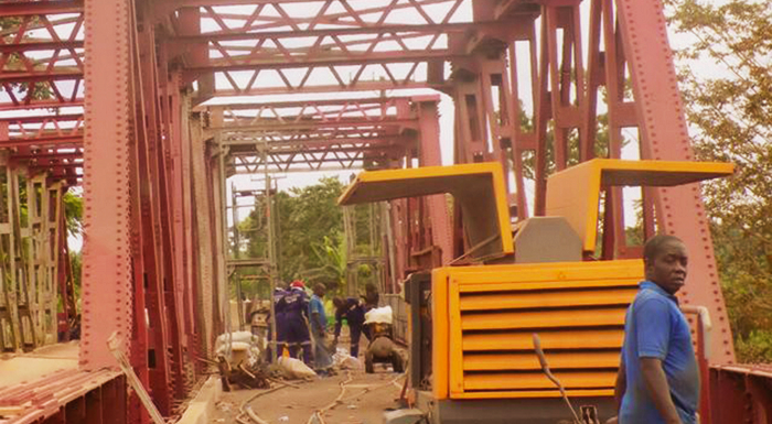  Employees of the Bridge Maintenance Unit of the Ghana Highway Authority working on the bridge. Picture: SAMUEL KYEI–BOATENG 